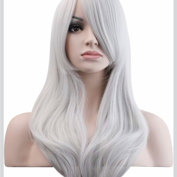 Long Layered Silvery Grey Wig with Swept Bangs - Picture 6 of 7